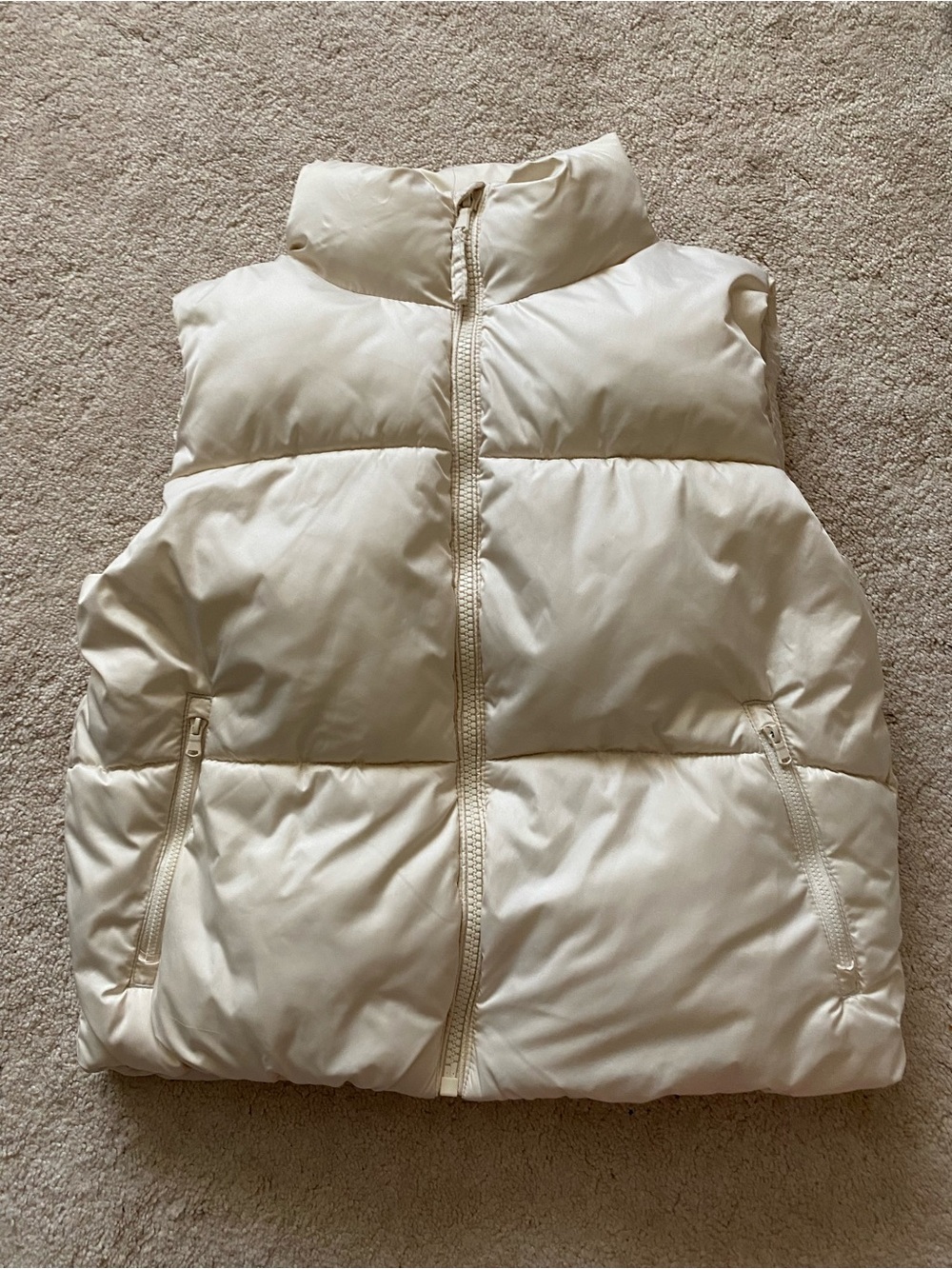 Old Navy Cream Quilted Puffer Vest